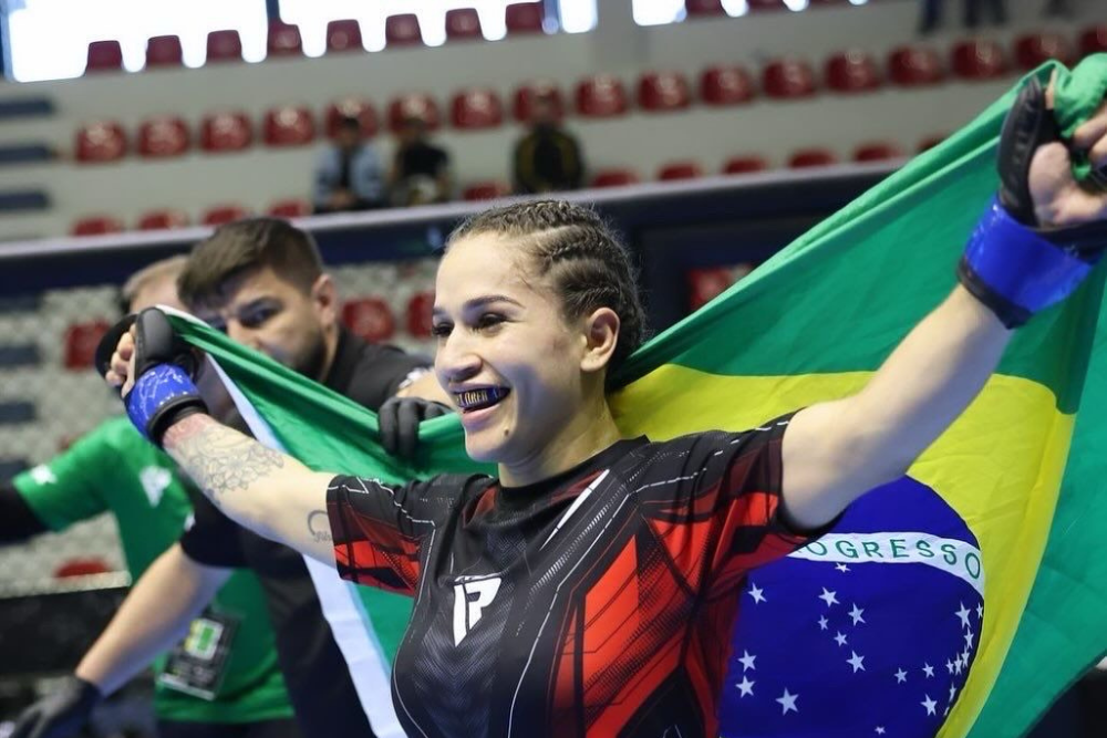 Atleta do Manaus Olímpica conquista título de MMA na Albânia Portal