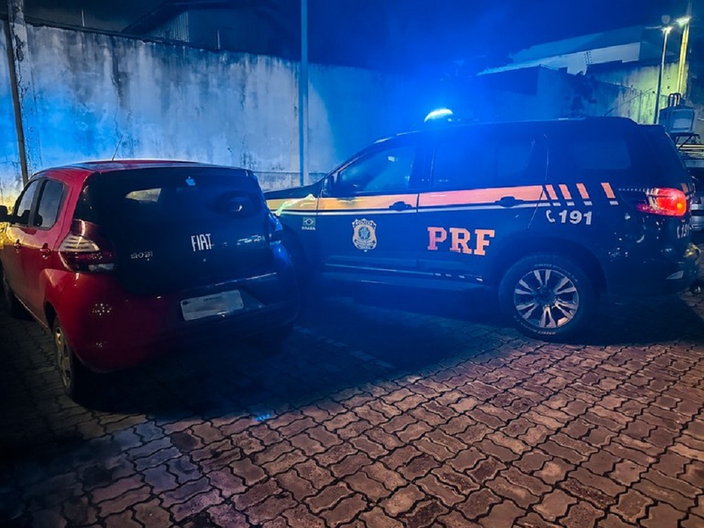 Carro clonado é apreendido pela PRF AM em Manaus Portal do Marcos Santos