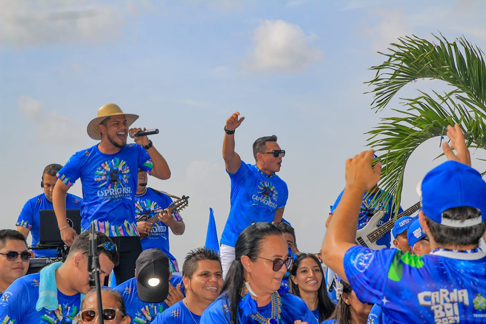 Caprichoso Sai Na Frente E Lan A Lbum Cultura O Triunfo Do Povo Na