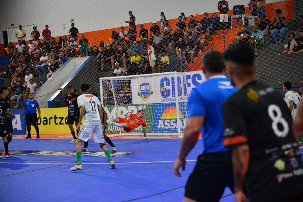 Estrela Do Norte Manaus Futsal Goleia Sapezal MT Por 6 A 1 E Volta A