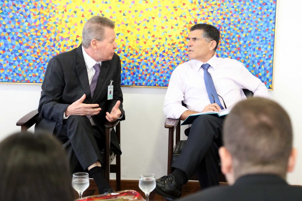 arthur ministro violência arthur ministro violência