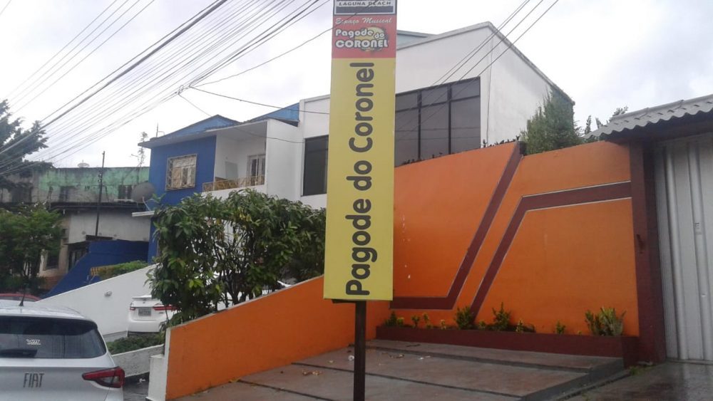 Pagode do Coronel, na Pra&ccedil;a 14, &eacute; lacrado por decis&atilde;o judicial