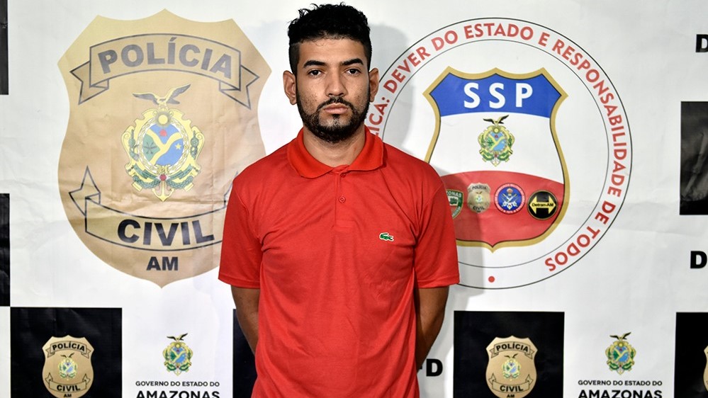 Internado em clínica para fugir da polícia, homem é preso por assalto a drogaria Internado em clínica para fugir da polícia, homem é preso por assalto a drogaria