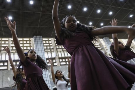 Violência sexual atinge uma em 4 quatro meninas no mundo, segundo especialistas Violência sexual atinge uma em 4 quatro meninas no mundo, segundo especialistas