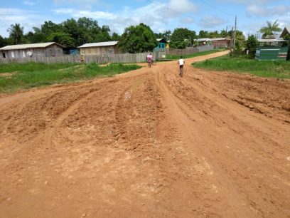 Diante de barro, MP força Prefeitura de Envira a pavimentar ruas Diante de barro, MP força Prefeitura de Envira a pavimentar ruas