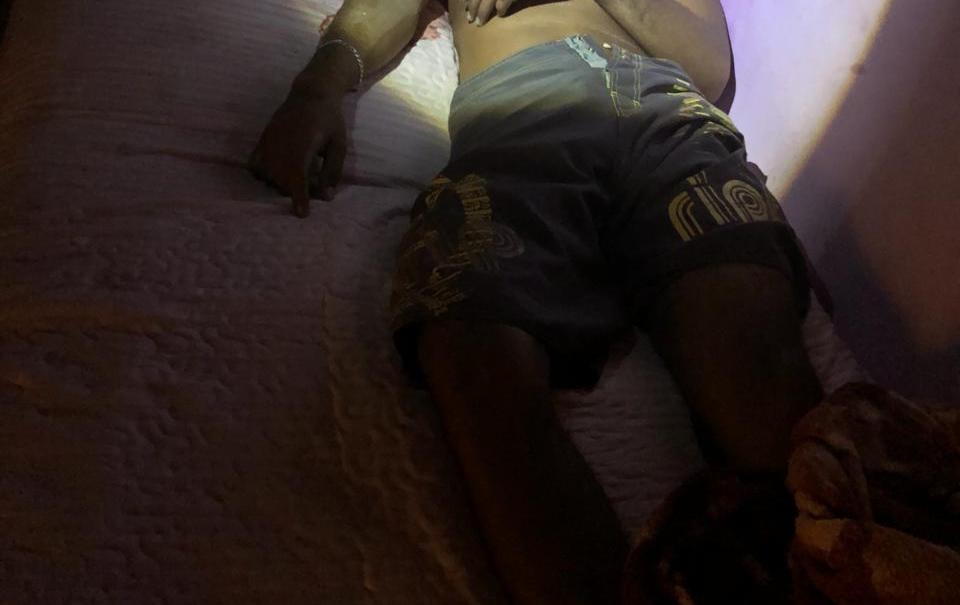 NA CAMA Homem é morto a tiros por encapuzados no Santo Agostinho NA CAMA Homem é morto a tiros por encapuzados no Santo Agostinho