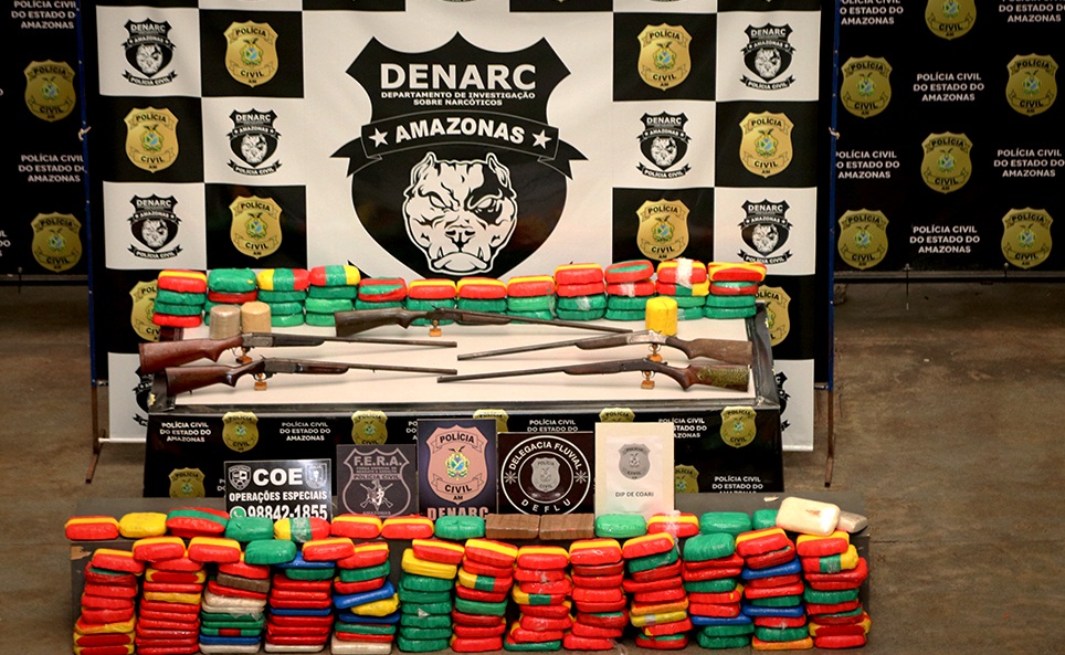 COARI Homens são presos com 260kg de cocaína e maconha COARI Homens são presos com 260kg de cocaína e maconha