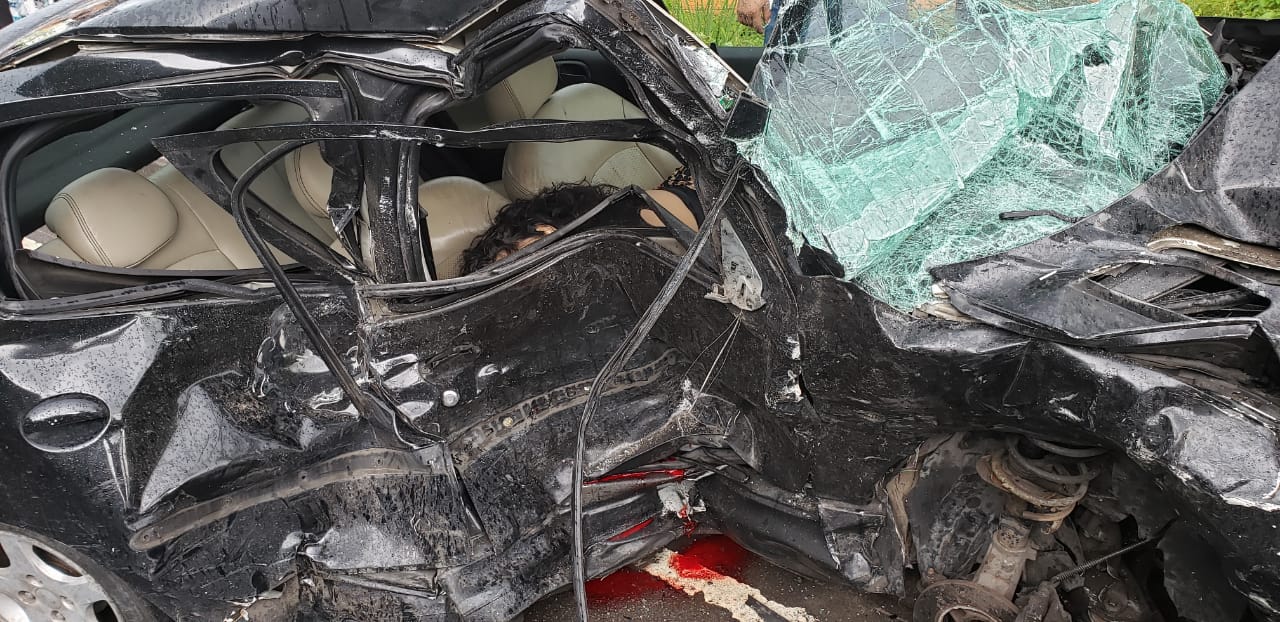 Mulher morre e outras duas ficam feridas em acidente no Dom Pedro Mulher morre e outras duas ficam feridas em acidente no Dom Pedro