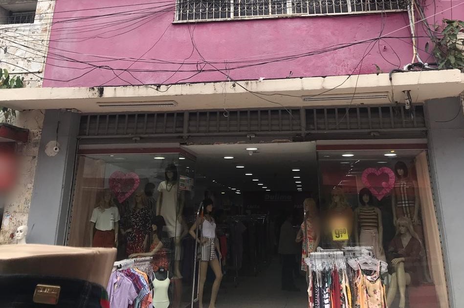 Loja de roupas no Centro &eacute; pega com 'gato' de energia