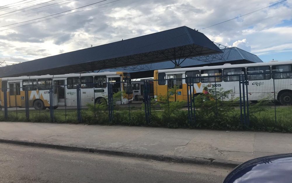 Rodoviários da Global paralisam no T4 e T5 em protesto contra empresa Rodoviários da Global paralisam no T4 e T5 em protesto contra empresa