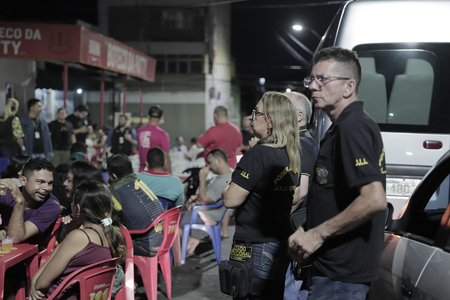 Juizado da Infância e Juventude aumenta fiscalizações em bares e comércios Juizado da Infância e Juventude aumenta fiscalizações em bares e comércios