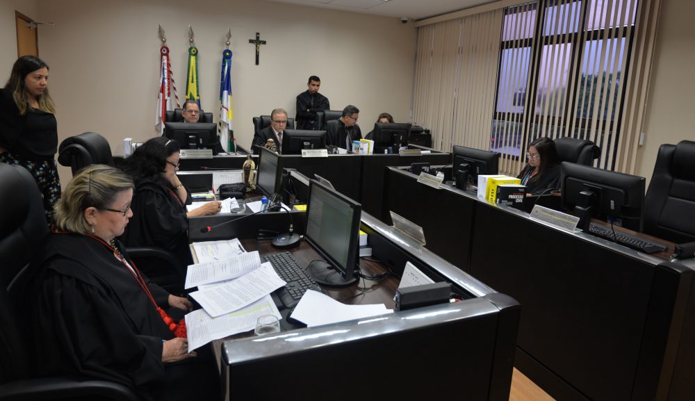 Braga Ve&iacute;culos &eacute; condenada a indenizar funcion&aacute;ria que teve doen&ccedil;a agravada pelo servi&ccedil;o
