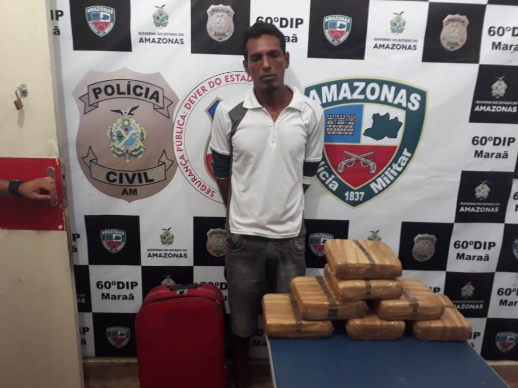 Homem é detido com 7kg de drogas no Porto de Maraa Homem é detido com 7kg de drogas no Porto de Maraa