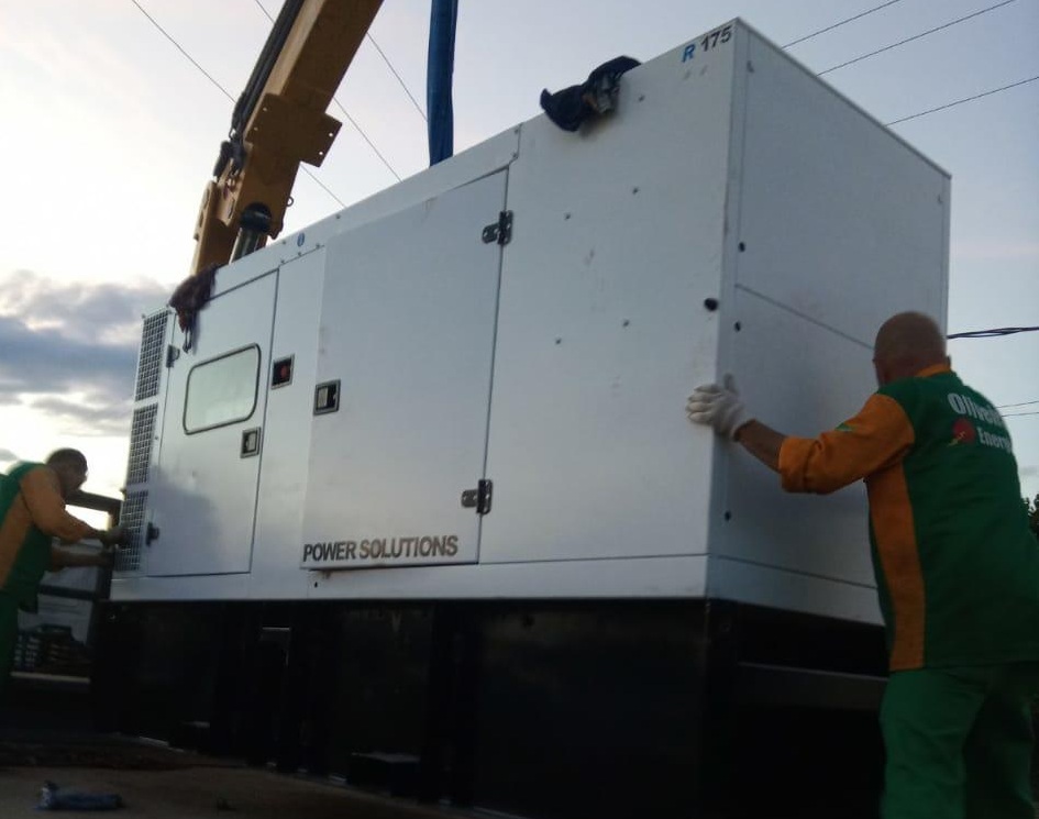 Mais geradores são instalados em hospitais e poços artesianos em Iranduba e Manacapuru Mais geradores são instalados em hospitais e poços artesianos em Iranduba e Manacapuru