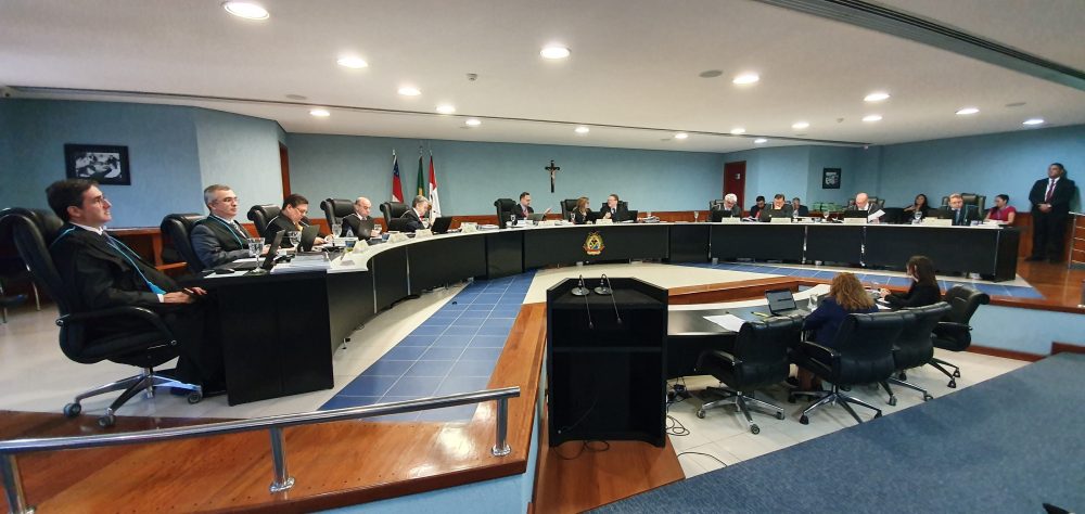Ex-prefeito de Apu&iacute; &eacute; multado pelo TCE em quase R$ 900 mil