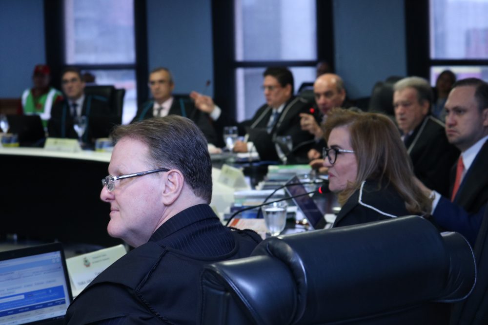 TCE nega recursos e mant&eacute;m condena&ccedil;&otilde;es de 2 ex-prefeitos do AM