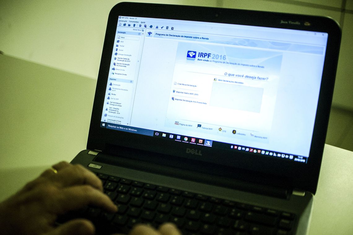 Receita abre amanhã consulta a lote de restituição do IR Receita abre amanhã consulta a lote de restituição do IR
