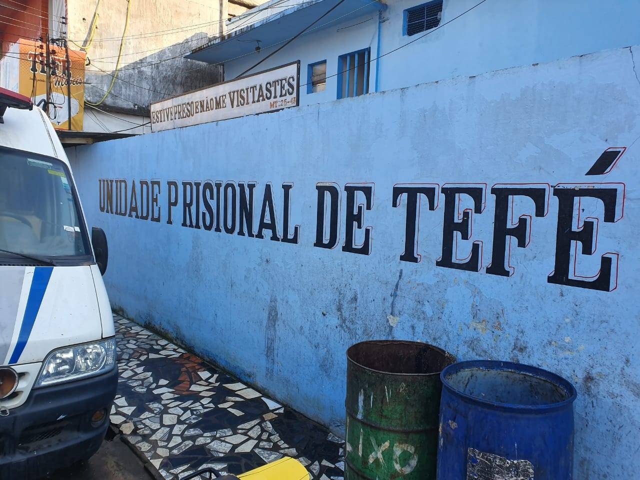 Detento é encontrado morto em cela de presídio após ser linchado por presos Detento é encontrado morto em cela de presídio após ser linchado por presos