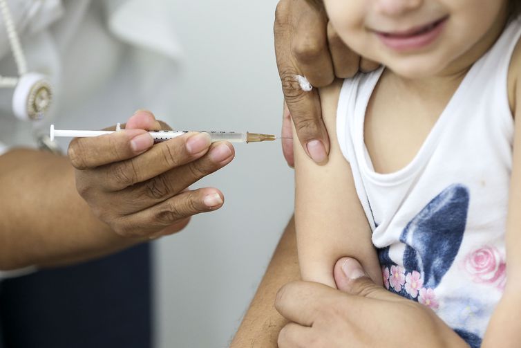 Sarampo: Começa nesta quinta vacinação preventiva em todo Brasil Sarampo: Começa nesta quinta vacinação preventiva em todo Brasil