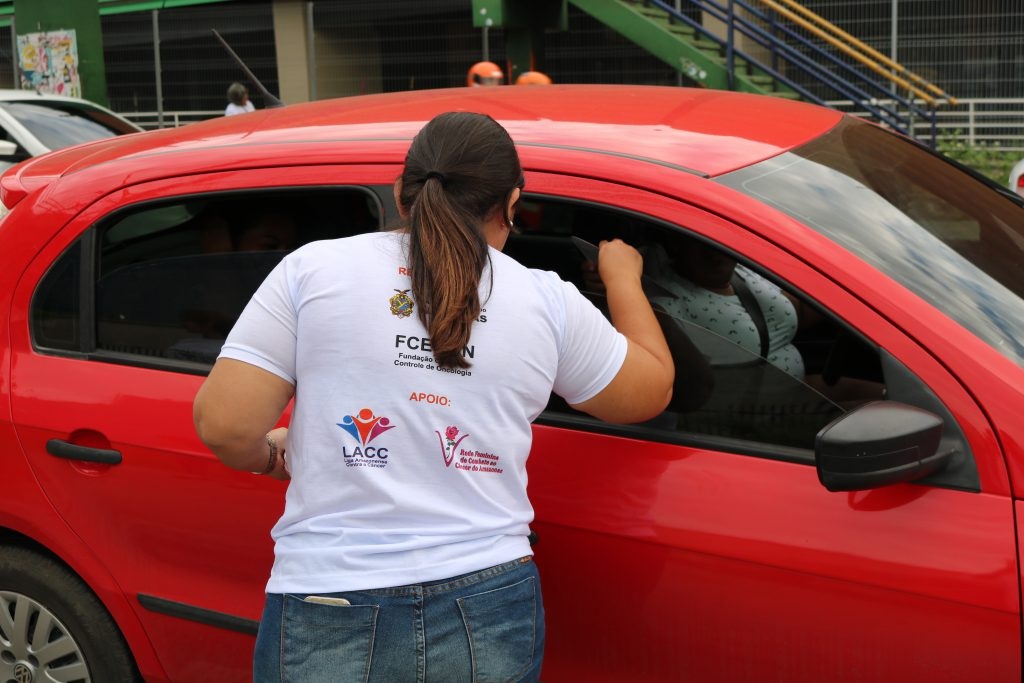 Rede Feminina de Combate ao C&acirc;ncer realiza 1&deg; Ped&aacute;gio Solid&aacute;rio