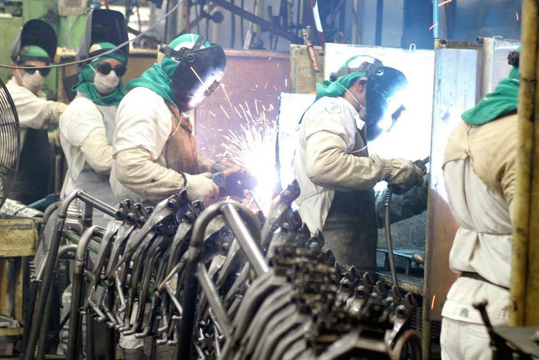 Emprego é recorde no Brasil no trimestre encerrado em julho Emprego é recorde no Brasil no trimestre encerrado em julho