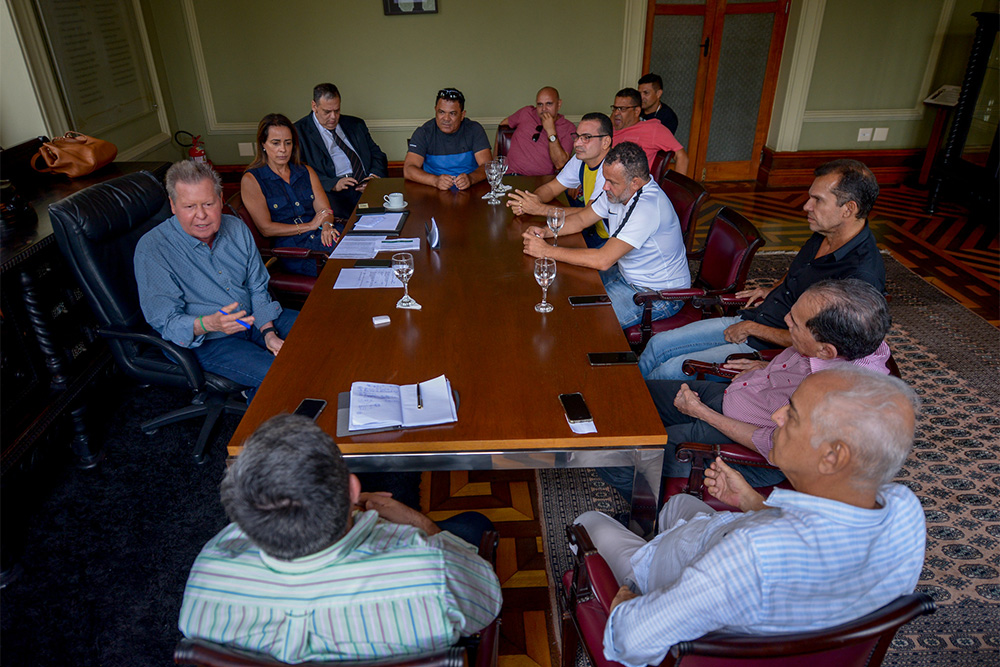 Reunião do prefeito Arthur Neto com os rodoviários Reunião do prefeito Arthur Neto com os rodoviários