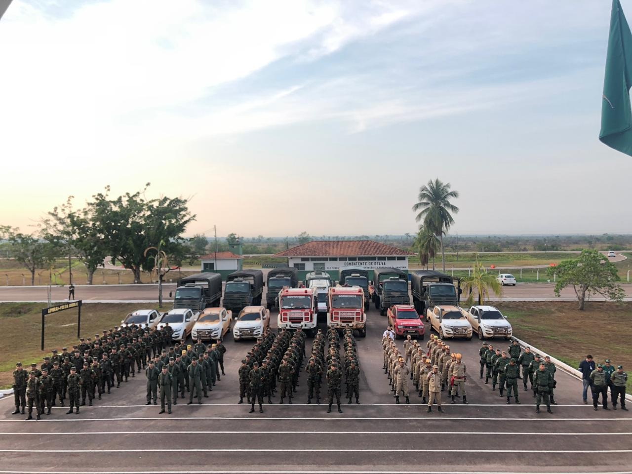 Força-tarefa de combate às queimadas atuará simultaneamente no Sul do Amazonas Força-tarefa de combate às queimadas atuará simultaneamente no Sul do Amazonas