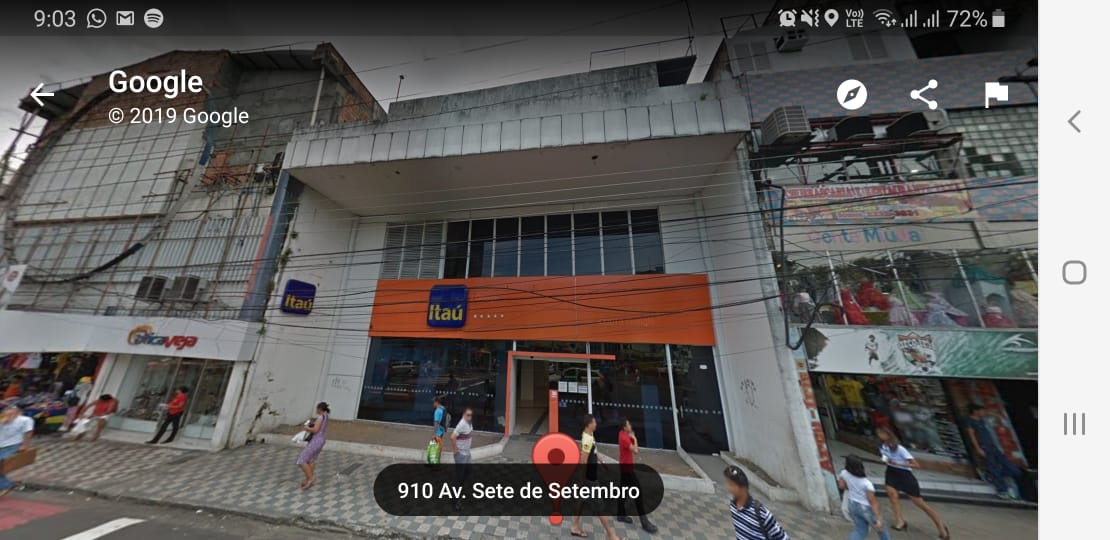 Agência bancária é alvo de assaltantes no Centro; vigilantes foram rendidos Agência bancária é alvo de assaltantes no Centro; vigilantes foram rendidos