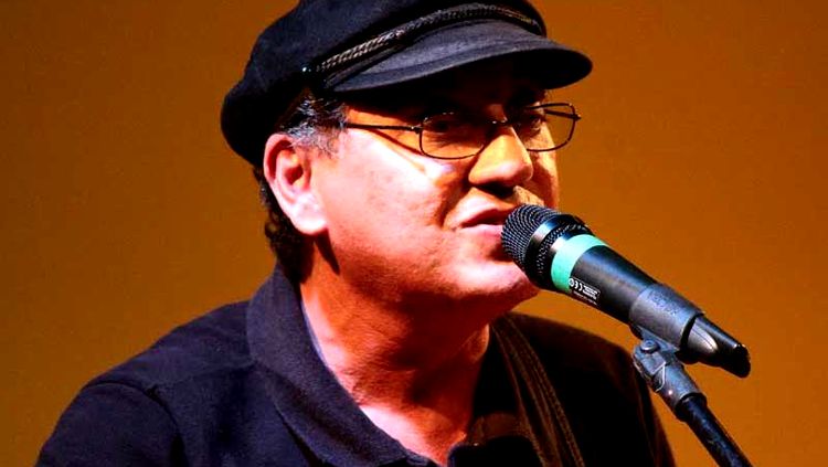 Projeto Acordiando com duo instrumental tem show nesta sexta