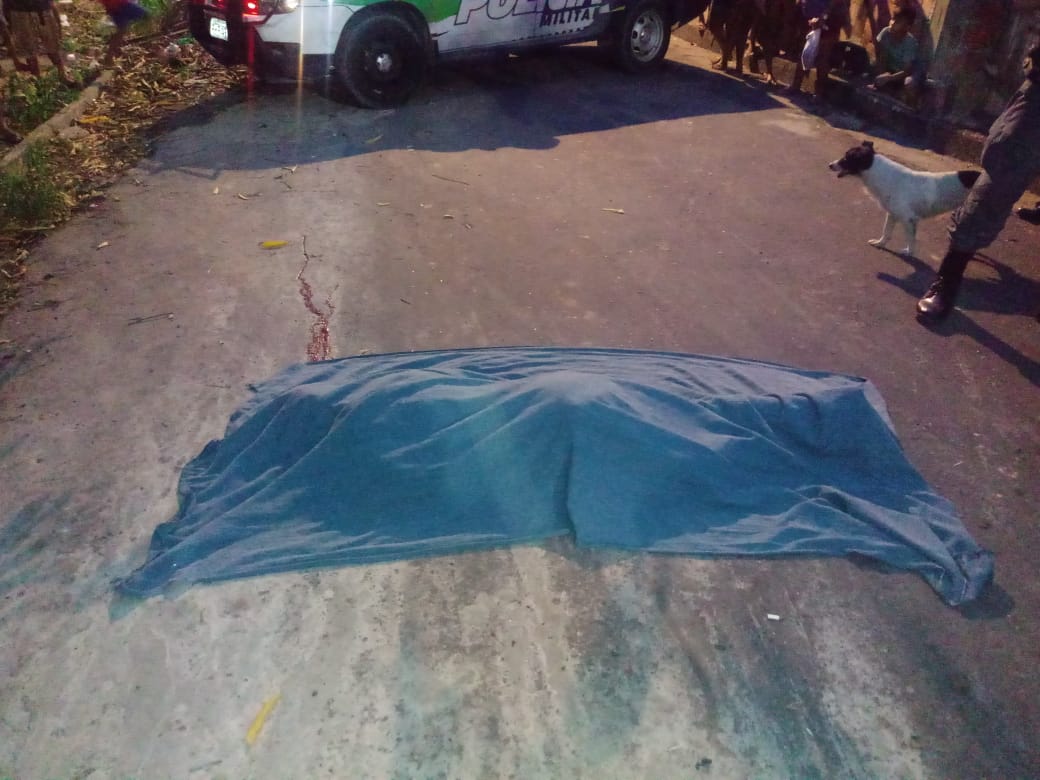 Homem é perseguido e assassinado com diversos tiros no Zumbi