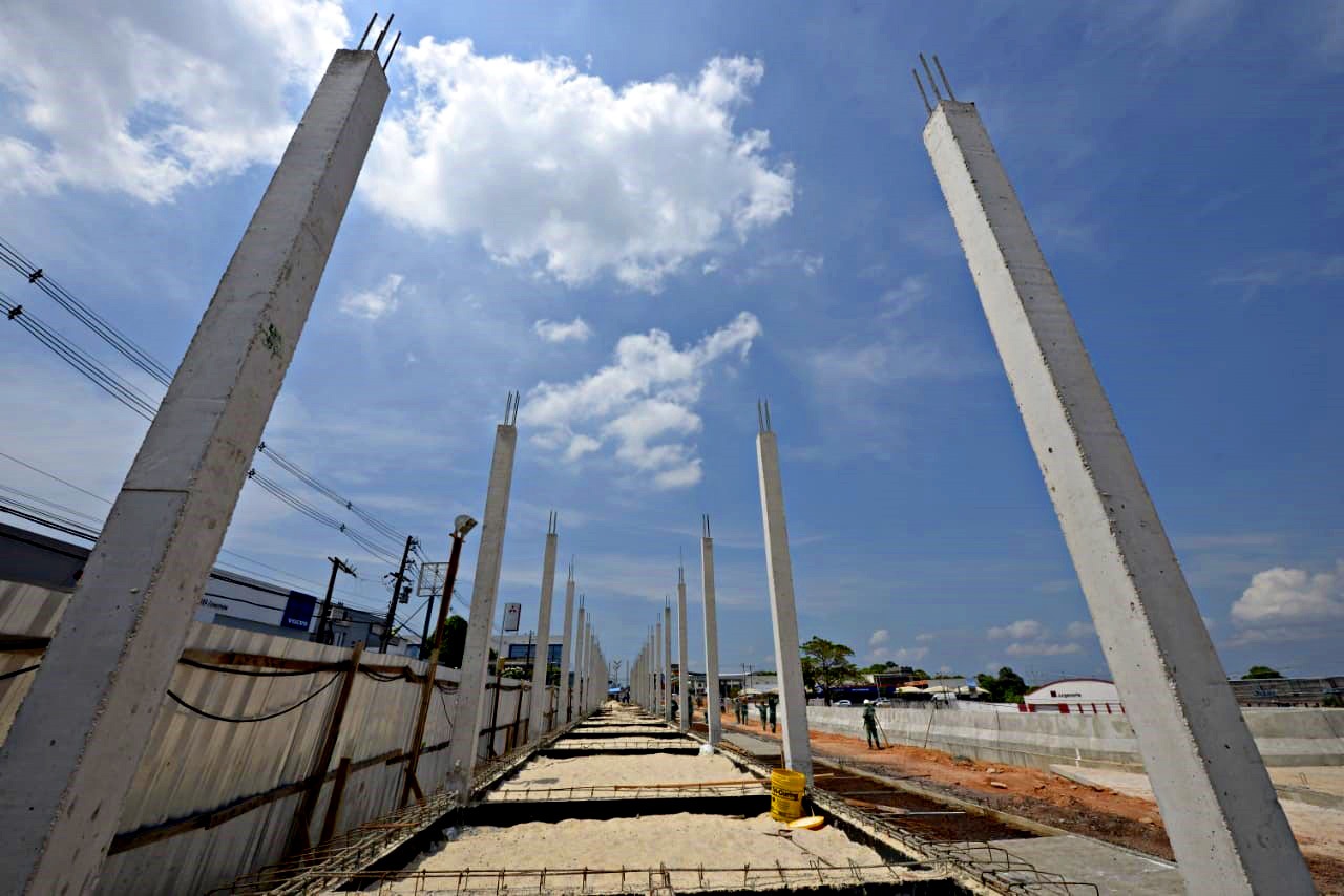 TEMPO RECORDE Prefeito promete entregar complexo da Constantino em fevereiro de 2020 TEMPO RECORDE Prefeito promete entregar complexo da Constantino em fevereiro de 2020