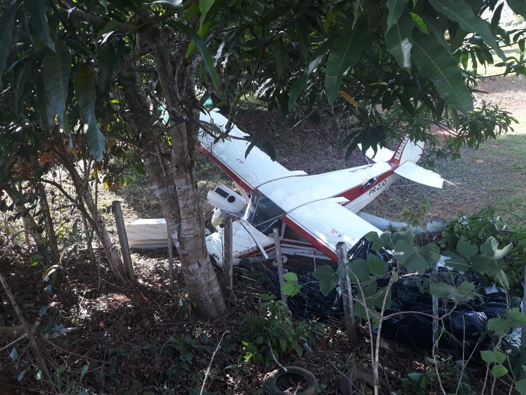 Hidroavião sofre 'pane seca' e faz pouso forçado perto do aeroporto de Apuí; não houve vítimas Hidroavião sofre 'pane seca' e faz pouso forçado perto do aeroporto de Apuí; não houve vítimas
