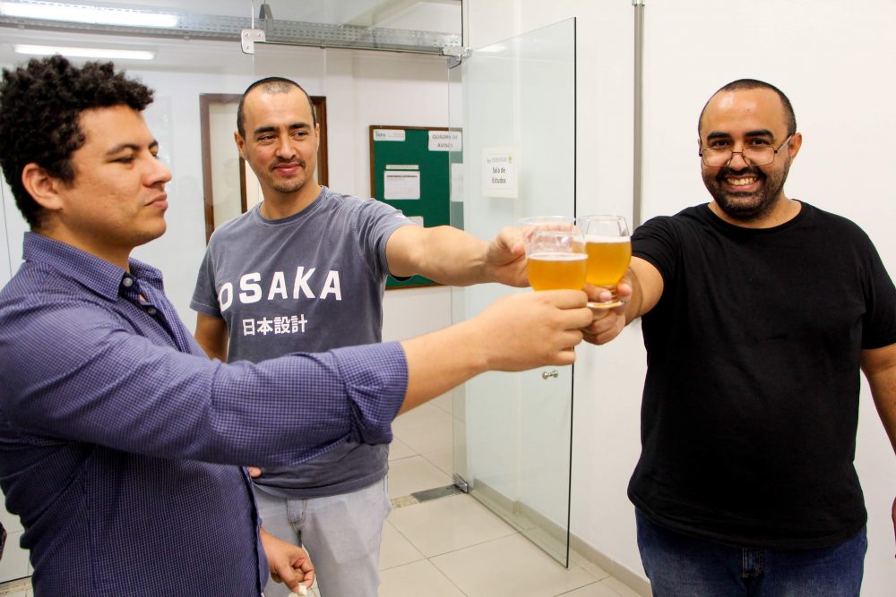Pesquisadores isolam leveduras com potencial para produção de cerveja no AM Pesquisadores isolam leveduras com potencial para produção de cerveja no AM