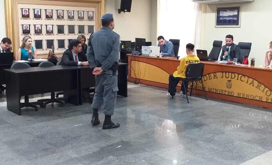 Tribunal do Júri começa a ouvir primeiros réus do massacre do Compaj Tribunal do Júri começa a ouvir primeiros réus do massacre do Compaj