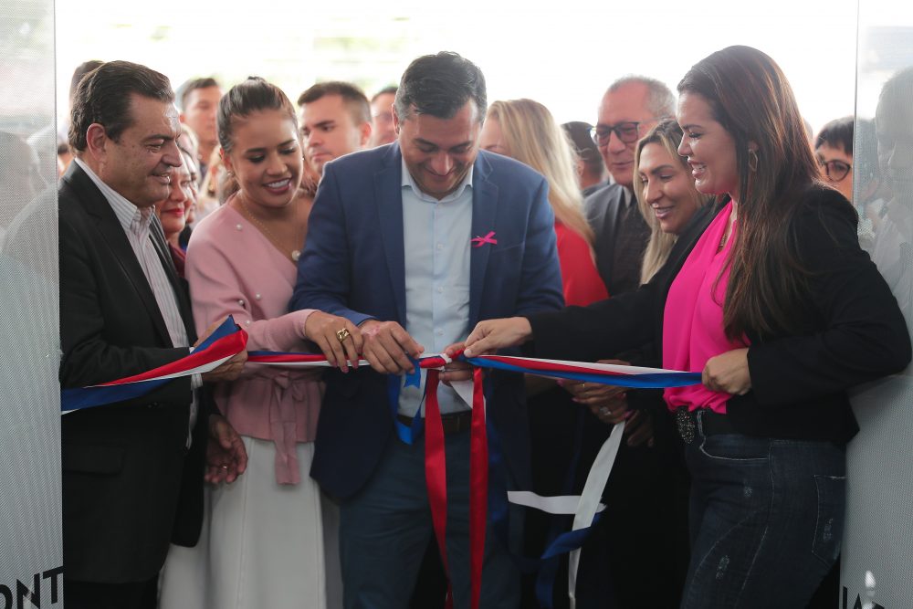 Wilson Lima entrega nova unidade da Delegacia da Mulher na zona Sul