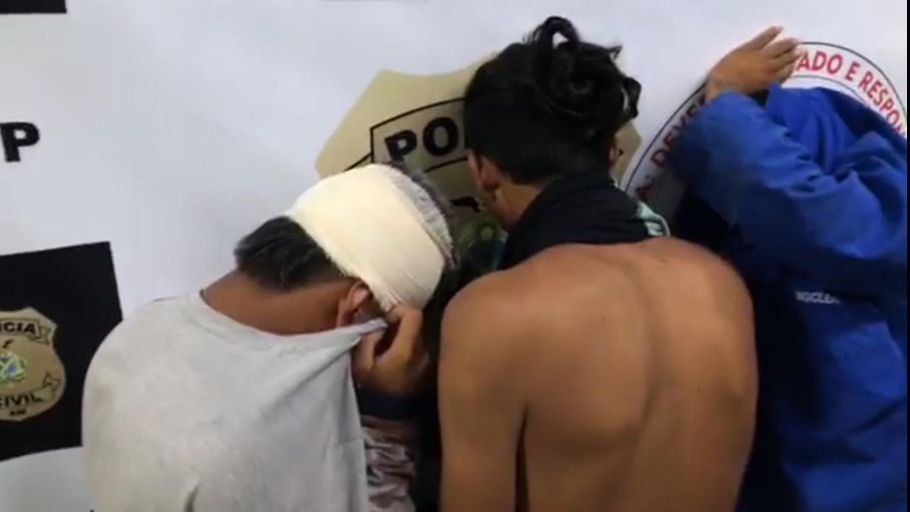 Grupo é preso por fazer motorista de aplicativo refém enquanto realiza arrastões Grupo é preso por fazer motorista de aplicativo refém enquanto realiza arrastões