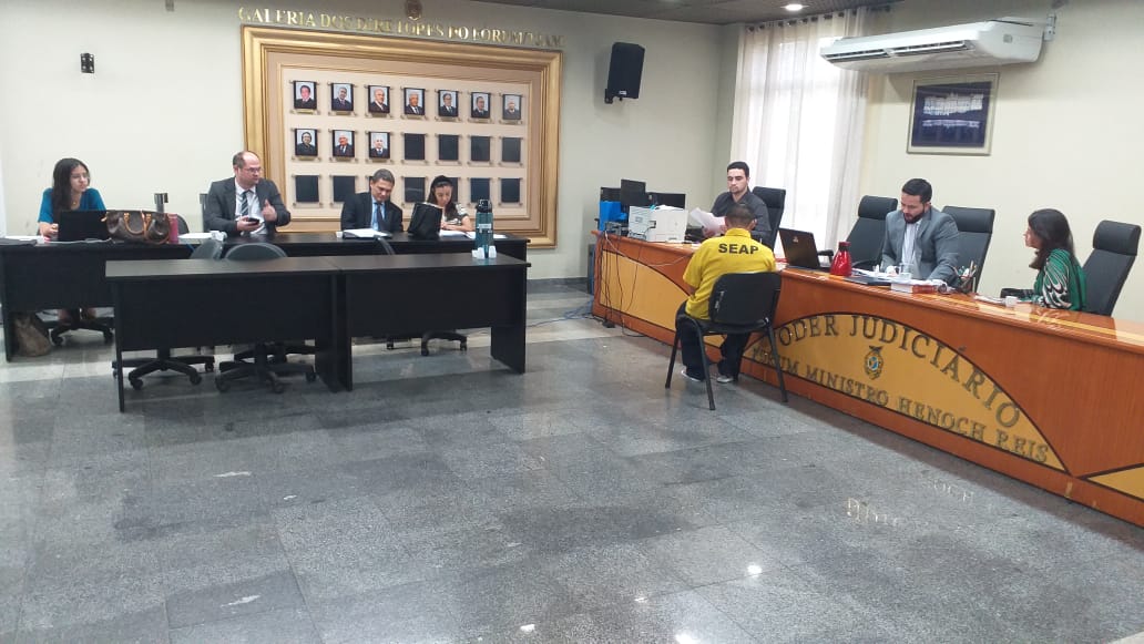 Mais 10 réus do massacre do Compaj são interrogados no Tribunal do Júri Mais 10 réus do massacre do Compaj são interrogados no Tribunal do Júri