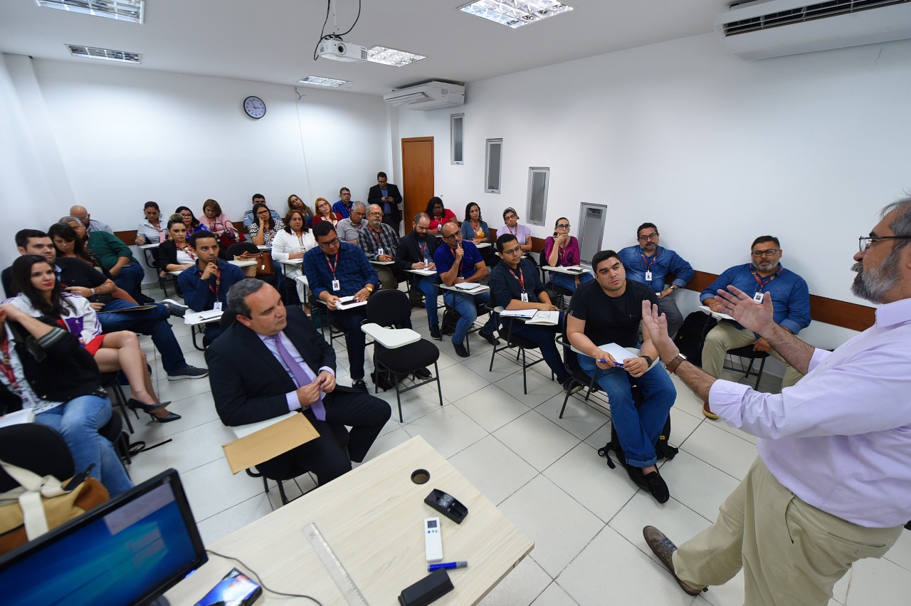 TJAM dá início a curso de aperfeiçoamento para jornalistas TJAM dá início a curso de aperfeiçoamento para jornalistas