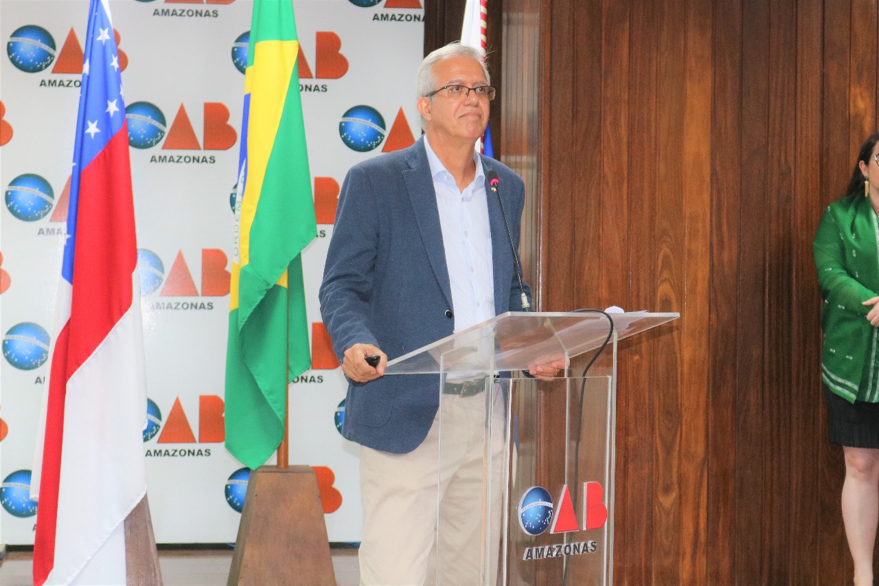 Racha no PSL: candidato de Bolsonaro a prefeito de Manaus deixa sigla apontando traição Racha no PSL: candidato de Bolsonaro a prefeito de Manaus deixa sigla apontando traição