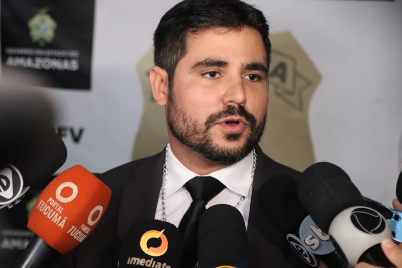 Por mês, 25 pessoas foram presas por roubo e furto de veículos na capital Por mês, 25 pessoas foram presas por roubo e furto de veículos na capital