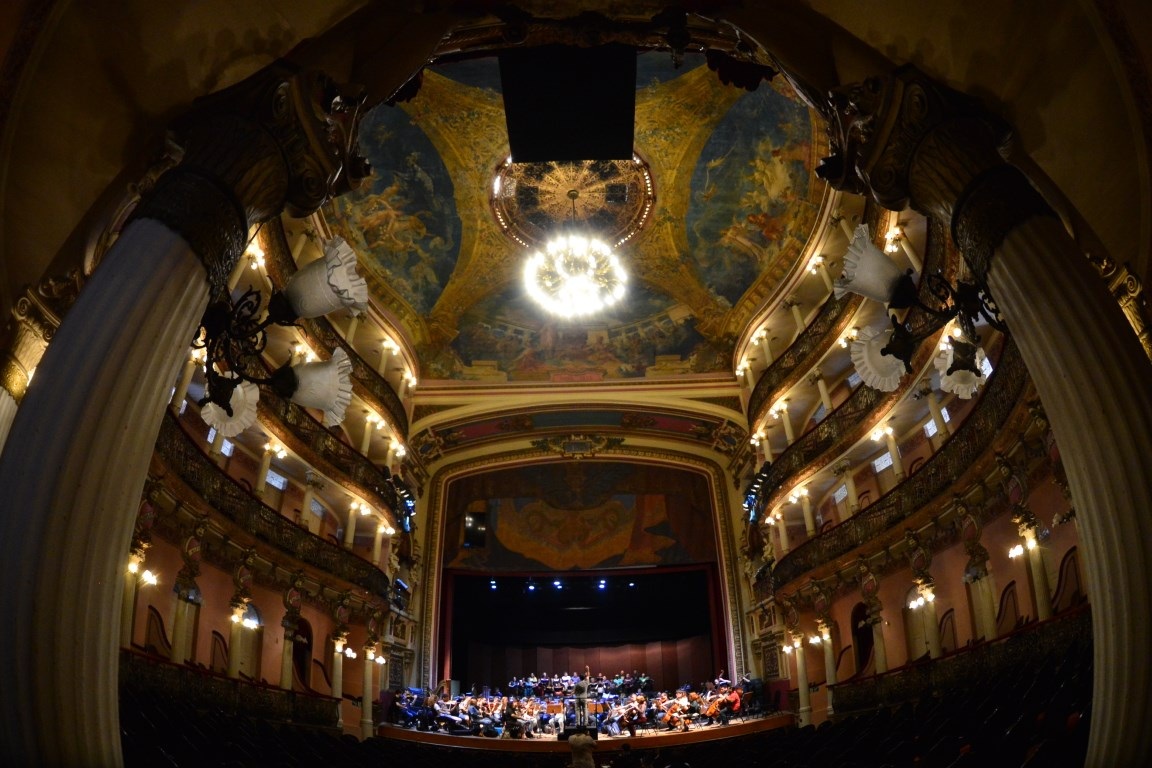 Concerto em homenagem a Manaus terá estreia de sinfonia de Claudio Santoro no TA Concerto em homenagem a Manaus terá estreia de sinfonia de Claudio Santoro no TA
