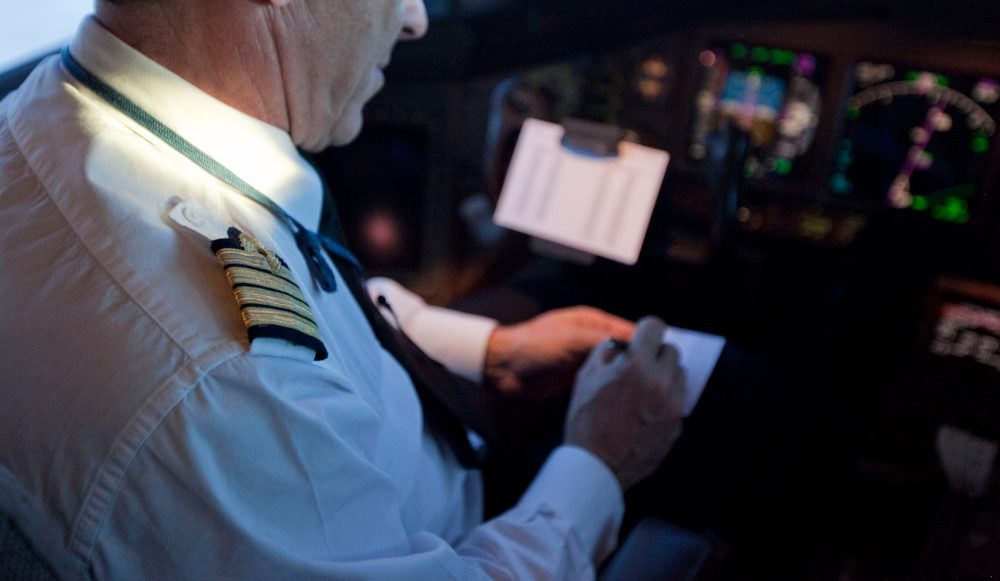 Tribunal de Justiça lança processo seletivo para contratação de piloto de aeronave Tribunal de Justiça lança processo seletivo para contratação de piloto de aeronave