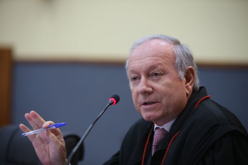 TJAM condena editora por usar imagem de empresário amazonense em matéria sobre ato grevista em SP TJAM condena editora por usar imagem de empresário amazonense em matéria sobre ato grevista em SP