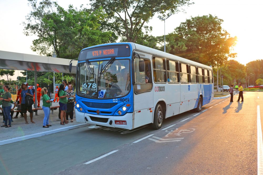 Ônibus Ônibus