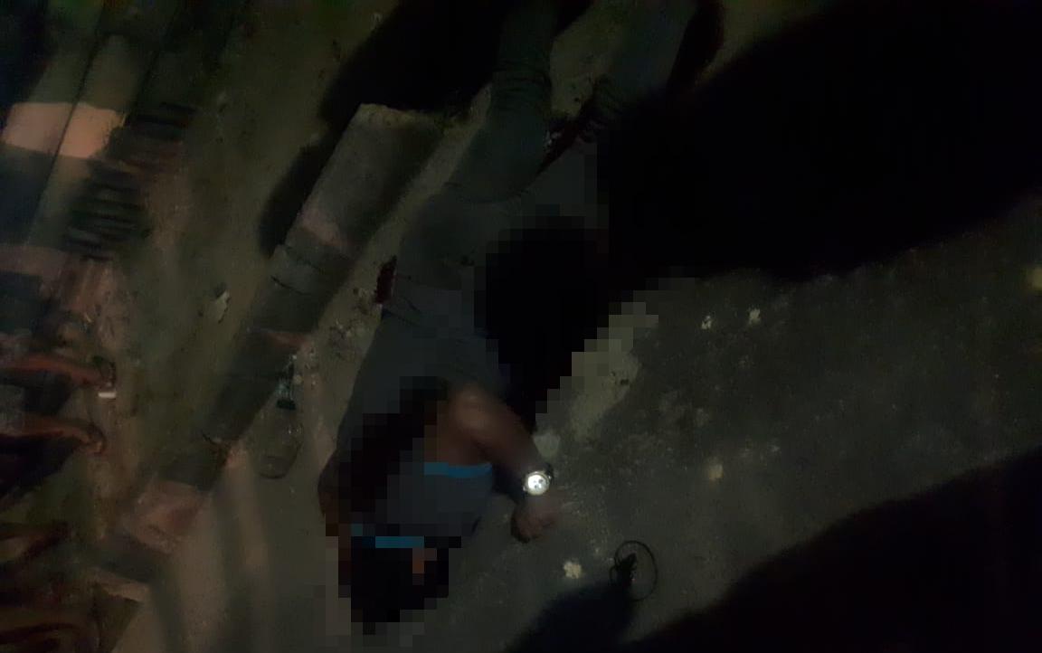 Motorista de aplicativo é morto com crueldade: facadas e tiro de misericórdia na cabeça Motorista de aplicativo é morto com crueldade: facadas e tiro de misericórdia na cabeça