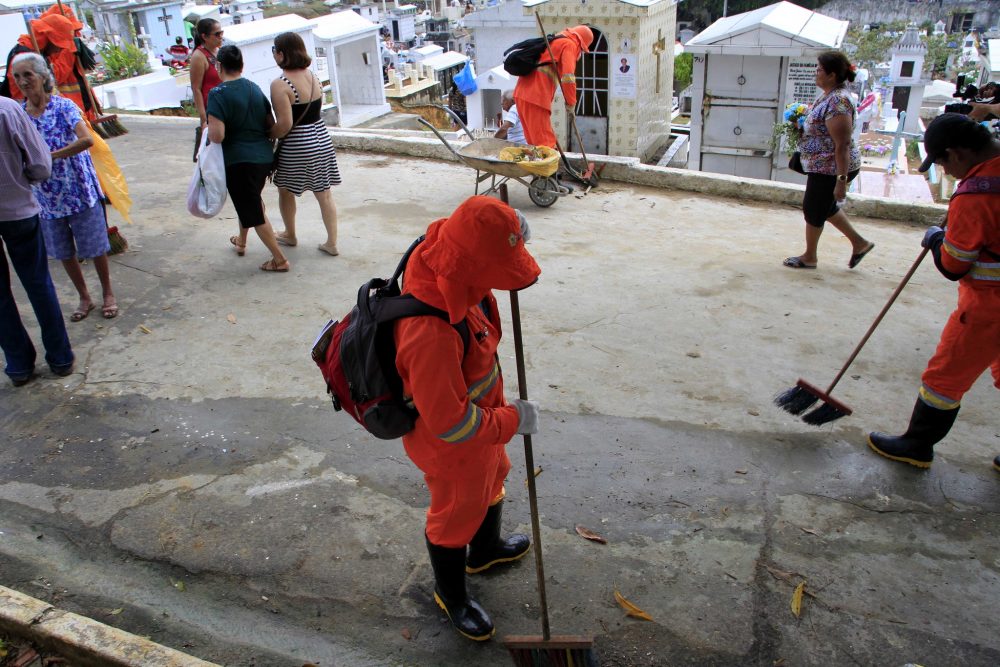Veja quais serviços municipais são mantidos no feriado de Finados Veja quais serviços municipais são mantidos no feriado de Finados