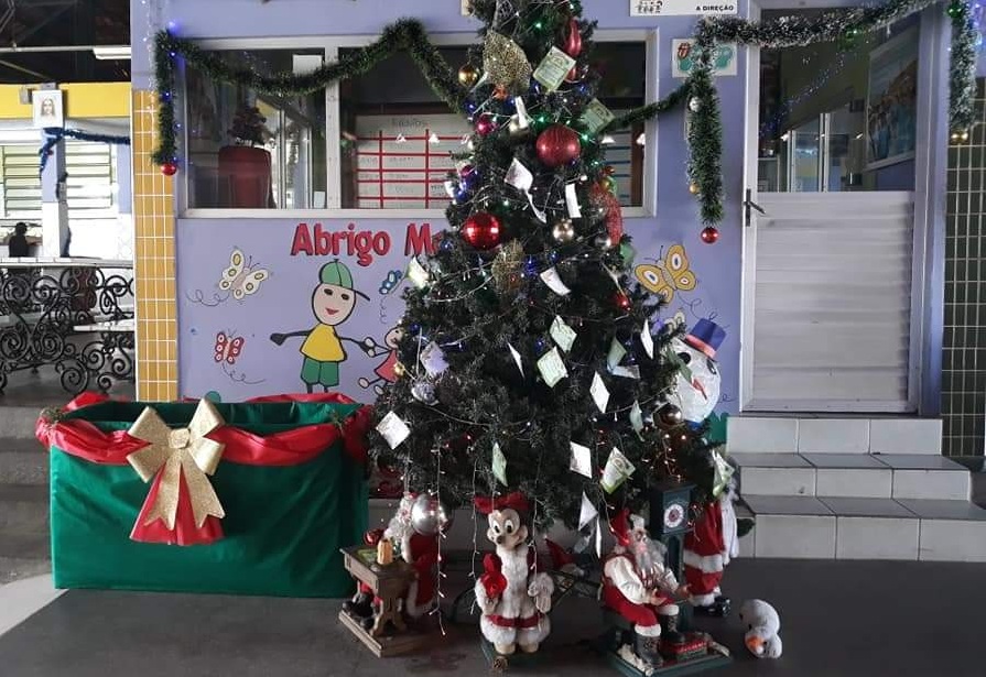 Moacyr Alves lança campanha 'Adote um acolhido e seja o Papai Noel neste Natal' Moacyr Alves lança campanha 'Adote um acolhido e seja o Papai Noel neste Natal'