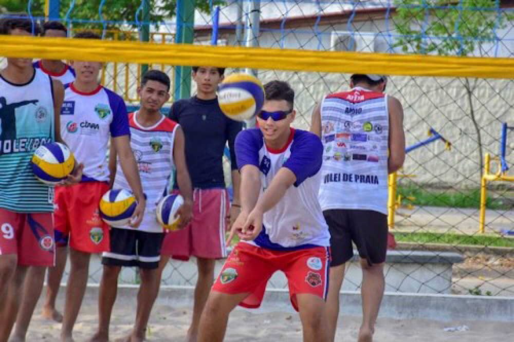 V&ocirc;lei 