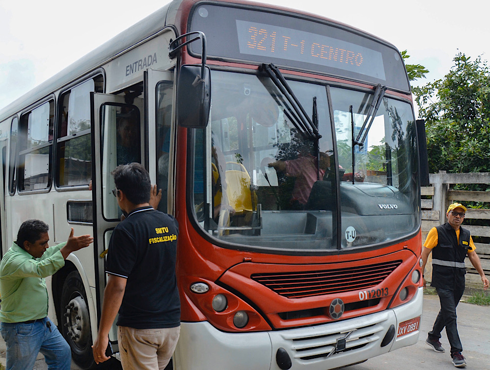 Ônibus Ônibus