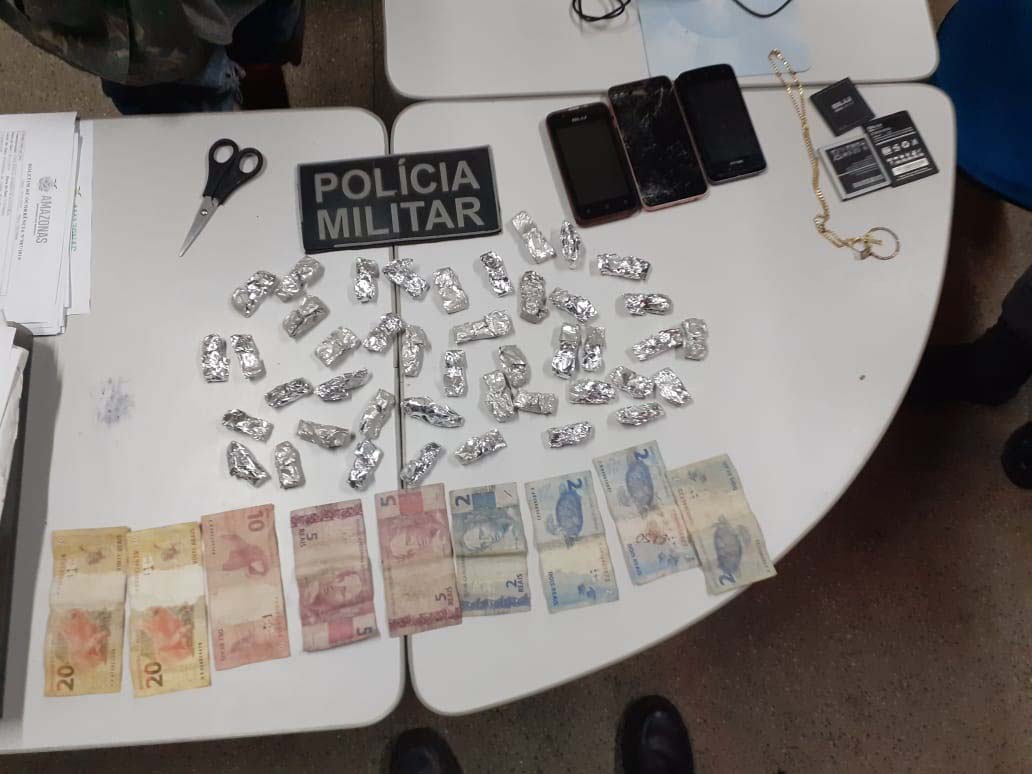 Homem é preso por aliciar dezenas de jovens com drogas em Benjamin Constant Homem é preso por aliciar dezenas de jovens com drogas em Benjamin Constant